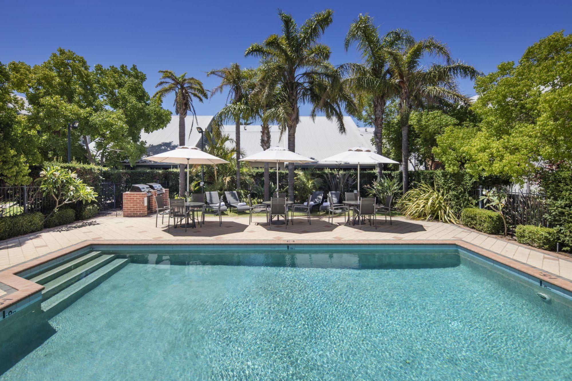Quest Bunbury Aparthotel Exterior foto