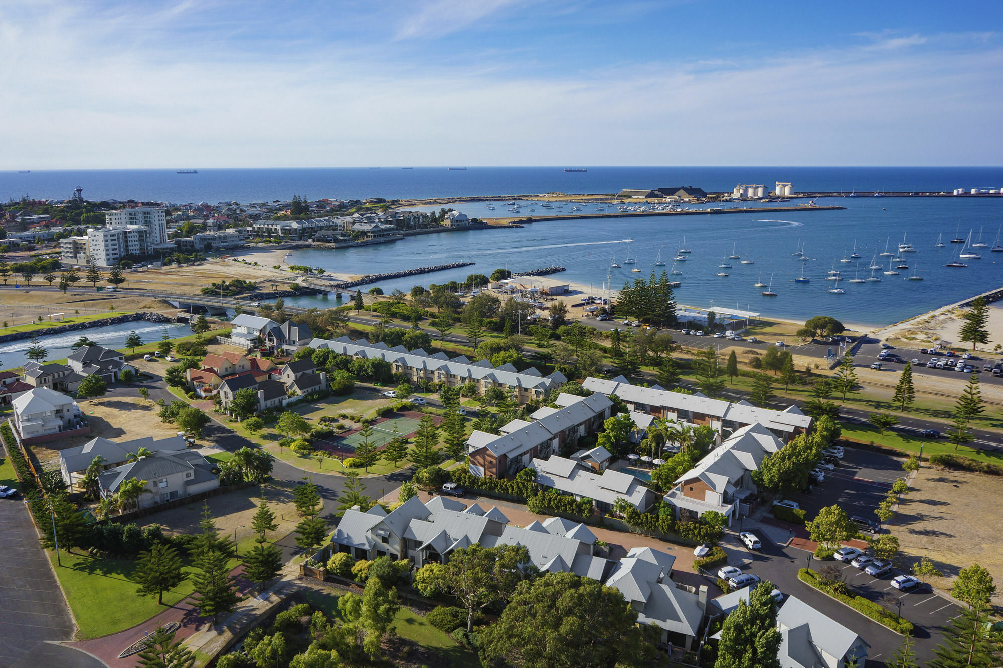 Quest Bunbury Aparthotel Exterior foto